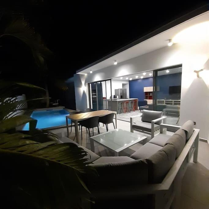 Palm Villas Sainte-Anne  Buitenkant foto